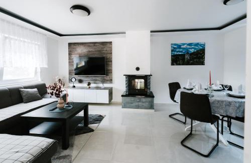 Velika Villa | Villa Tina