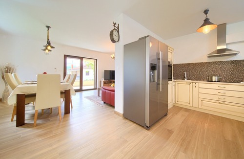 Cizici Villa | Villa Toic by the seaside with beautiful Seaview