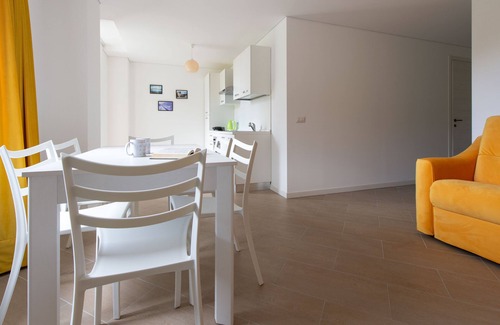 Valdisotto Apartment | Villa Tola - Giallo - One Bedroom Apartment, Sleeps 5