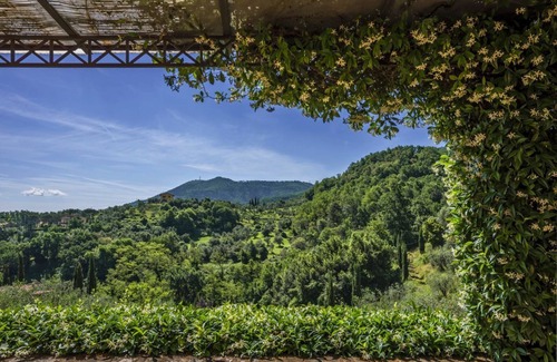 Casalguidi Villa | Villa Topazio - Seven Bedroom Villa, Sleeps 14
