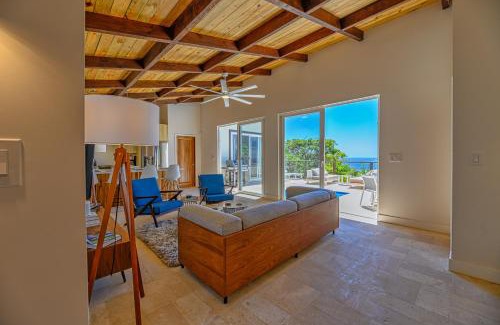 Lighthouse Estates Villa | Villa Topaz Above West Bay with 180 degree views!