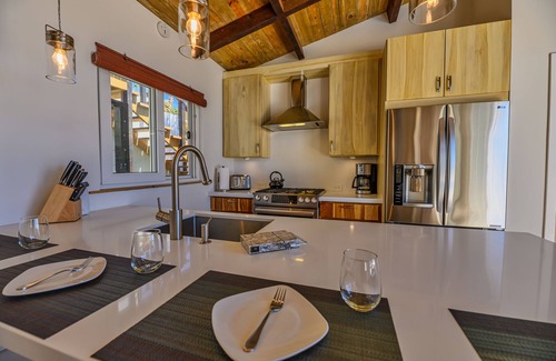 Lighthouse Estates Villa | Villa Topaz