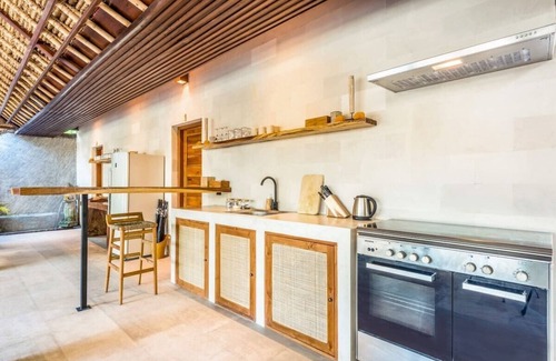 Petitenget Villa | Villa Toscana - Huge 7BDR with 3 Pools