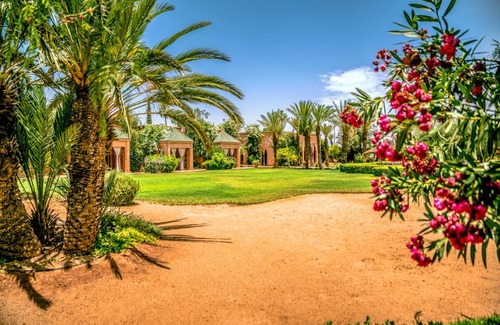 Sidi Abdallah Ghiat Villa | Villa Tounsi - Five Bedroom Villa, Sleeps 10