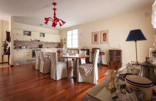 Pesaro Apartment | Villa Tramonto luxury apartment with private swimming pool