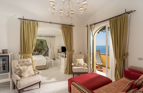 Arienzo Hotel | Villa Treville