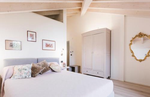 Bra Bed & Breakfast | Villa Trisano