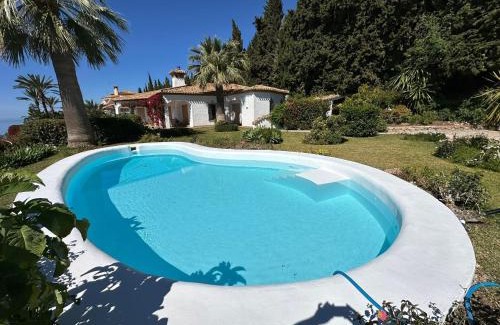 Salobrena Villa | Villa Tropical Dream