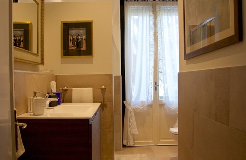 Oliveto Lario Bed & Breakfast | Villa Ucci