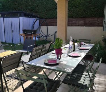 Vaison-la-Romaine House | VILLA VAI avec piscine