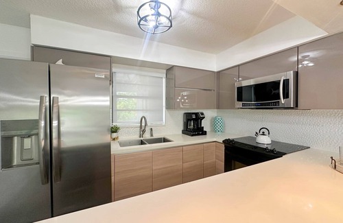 Key Largo House | Villa Valbuena Key Largo- Azul Escape 2 Kings, Pickleball