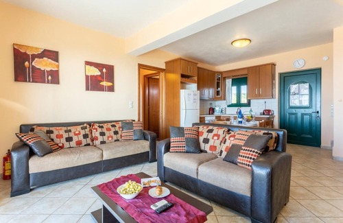 Mesovounia Villa | Villa Valio - Two Bedroom Villa, Sleeps 6