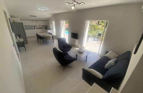 Le Lavandou House | Villa Vallon d'Aiguebelle by Interhome