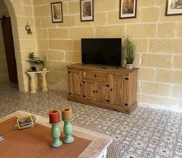 Zebbug House | Villa Vella - 2 Bedroom House Gozo