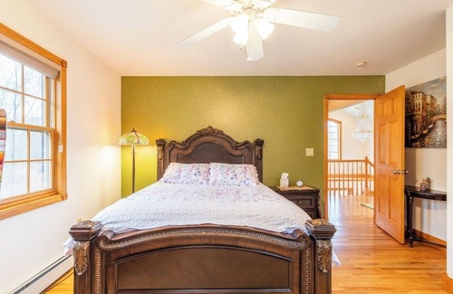 Monroe Bed & Breakfast | Villa Verde BB Greenwood Lake NY