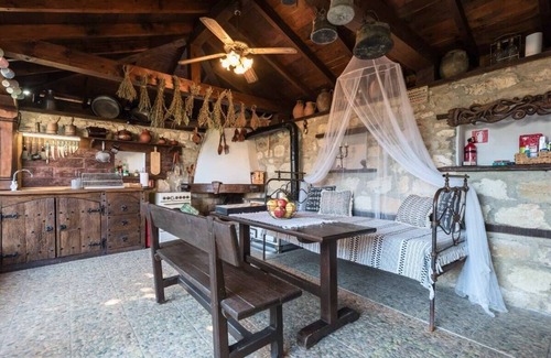 Dolni Chiflik Ski Chalet | Villa Viara in Rural Pchelnik