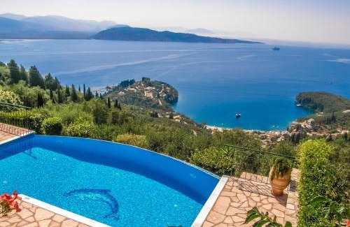 Petaleia Villa | Villa Vigla