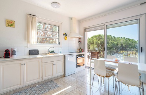 Lloret de Mar Villa | Villa 'Vista Bonita 5 Rooms' with Sea View, Private Pool and Wi-Fi