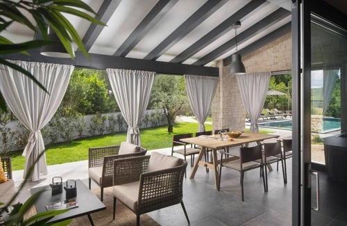 Ripenda Verbanci Villa | Villa Vizzani offers blend of traditional Istrian charm and modern luxury