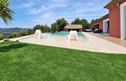 Le Beausset Other | Villa Vue Mer Panoramique et Piscine à Débordement Avec bar Intégré