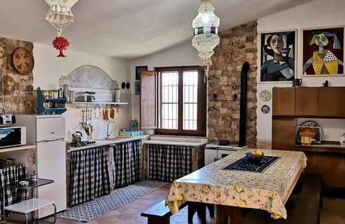 Oliena Villa | Villa Walter with A/C