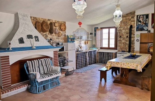 Oliena Villa | Villa Walter with A/C