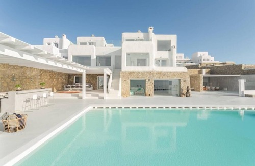 Agios Ioannis House | Villa White Spectacular View of the Aegean Sea and the Mystic Island of Delos