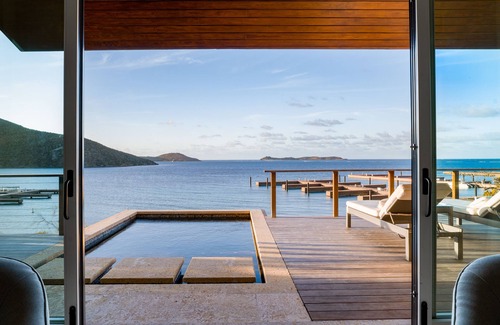 North Sound Villa | Villa Winedown