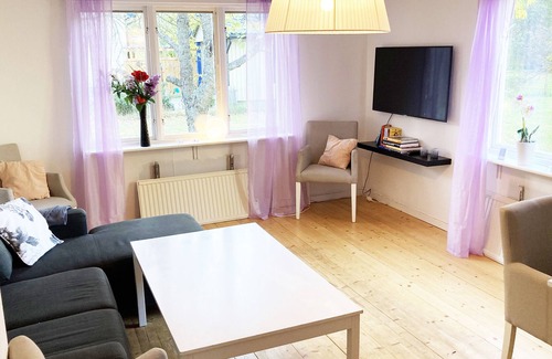 Gullringen Villa | Villa with 4 bedrooms with internet & smart TV