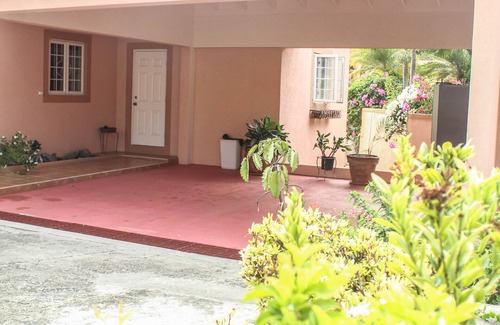 Beverly Hills House | Villa with 4 bedrooms and 4 bathroom, Balcony and community pool
