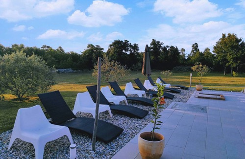Divsici Villa | Villa with 9 bedrooms for 22 people STANCIJA NEGRICANI
