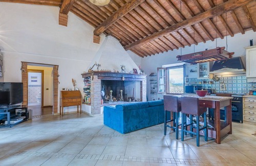Bollano House | Villa with A/C, hot tub, private pool, WIFI, TV, patio, pets allowed, panoramic view, parking