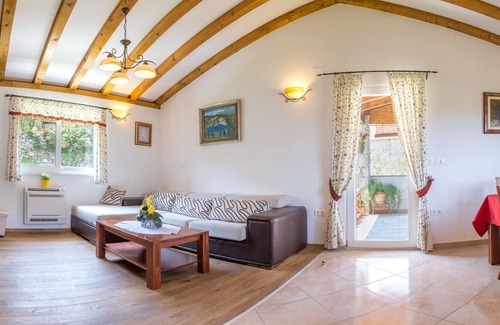Zvecanje Villa | Villa with a view to nature, hydromassage heated pool, authentic stone property