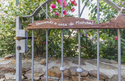 Schifoni House | Villa with BBQ & Fast Wi-Fi - Sleeps 5, Minutes from the Beach