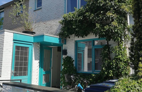 Almere Villa | Villa with garden 20 minutes from Amsterdam