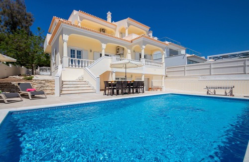 Sesmarias Villa | Villa with heatable pool & BBQ near the beach