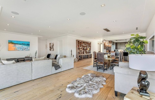 Studio City House | Villa with Incredible views!