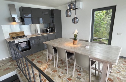 Malcesine Villa | Villa with Lake Garda view, 240sqm, on 5000+sqm olive grove, air conditioning, parking spaces