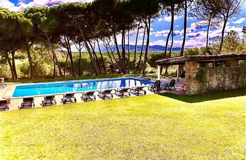 Azenhas do Mar House | VILLA WITH LUXURY PARK, 8.000m2 of GRASS AND LARGE POOL COLARES - SINTRA