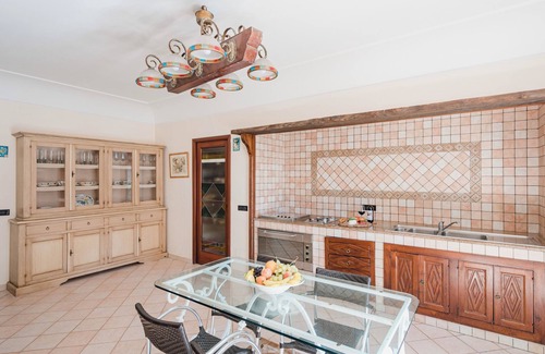 Anacapri Villa | Villa with Pool and 8 Double Bedrooms in Anacapri – by La Canostra Capri