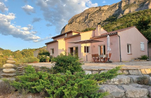 Orpierre House | Villa with pool and breathtaking view