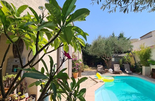 Aujargues Villa | Villa with pool between Nimes and Montpellier