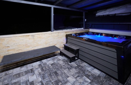 Radvanice Villa | Villa with pool, sauna and whirlpool not far from the ski slopes