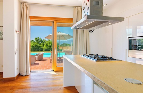 Montecarlo Villa | *Villa with Pool* Surrounded by Green - Monte Carlo