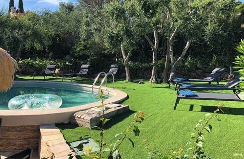 Bagnols-en-Foret House | Villa with private pool 5 min walk from village