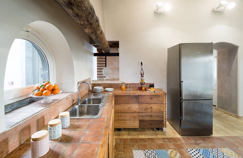 Zafferana Etnea Villa | Villa with private pool, wellness and small football pitch