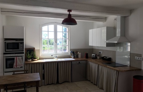 Ollioules Villa | Villa with private pool in charming village, 15 min from beaches