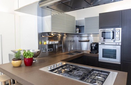 Livorno Villa | Villa with Private Pool, Wi-Fi and Air Conditioning