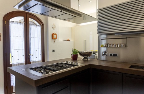 Livorno Villa | Villa with Private Pool, Wi-Fi and Air Conditioning