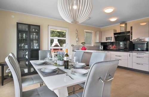 Peroj House | Villa with swimming pool, spectacular sea view, 500 m from the sea, TOP LOCATION, WiFi, grill